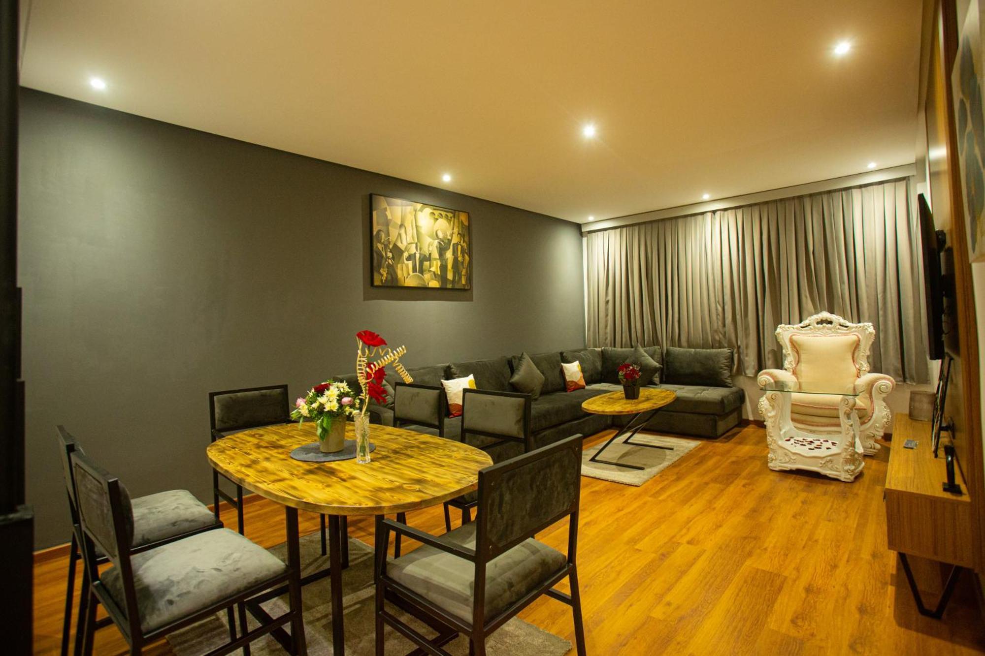Aparthotel Abm House