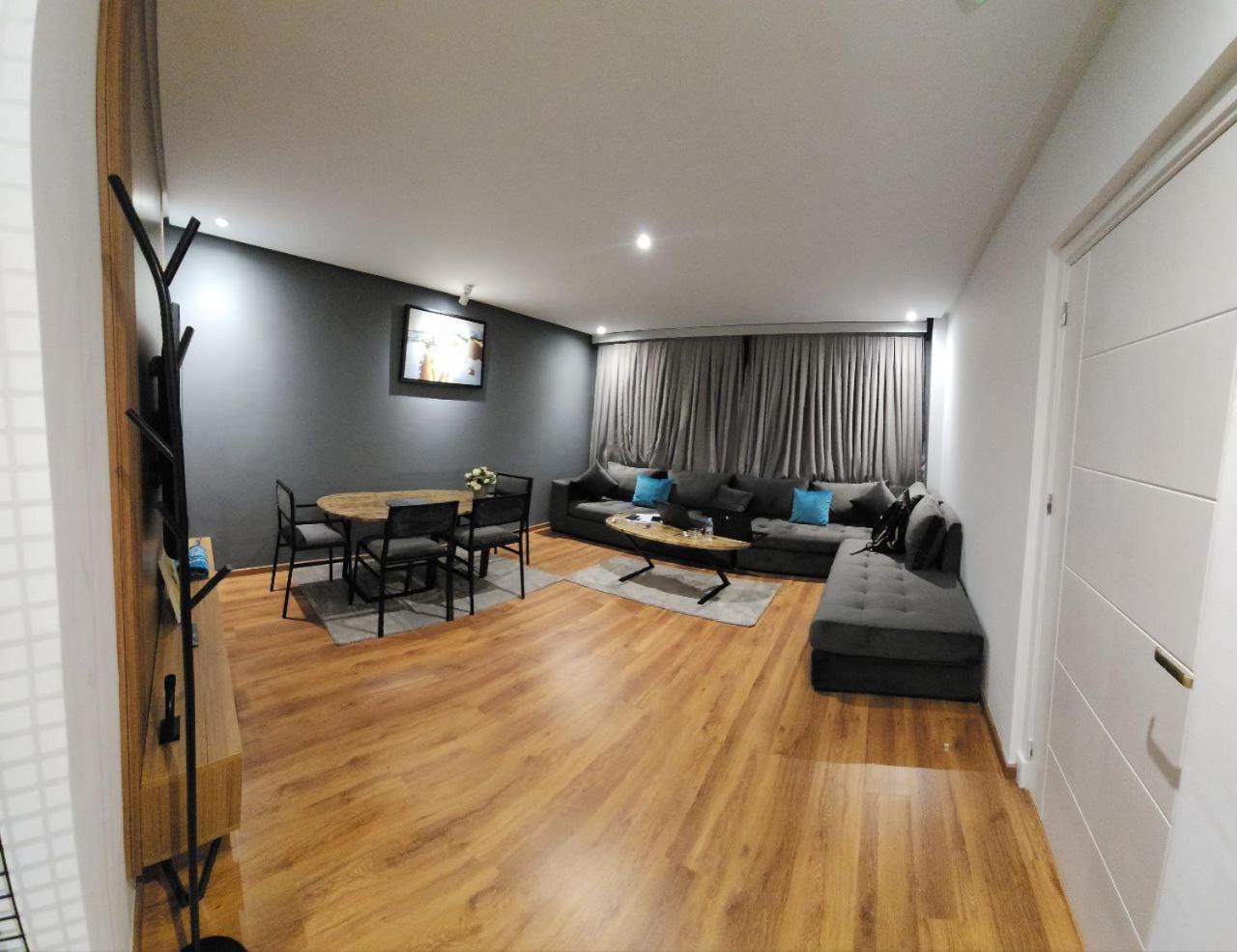 Aparthotel Abm House